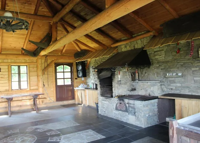 Karczma Zbojnicka * Wisniowa (Myslenice)